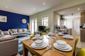 4 Bed Terraced House in Beeston with Convenient City Centre Access